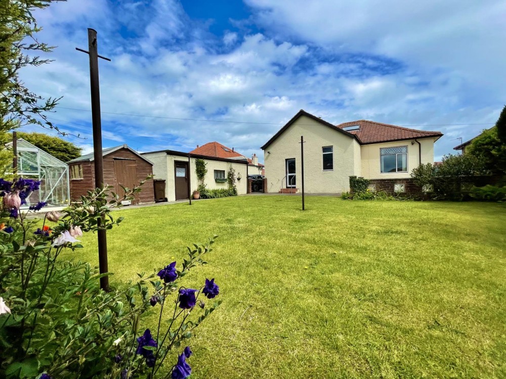 Images for 3 Laburnum Road, Ayr EAID:1234 BID:1234