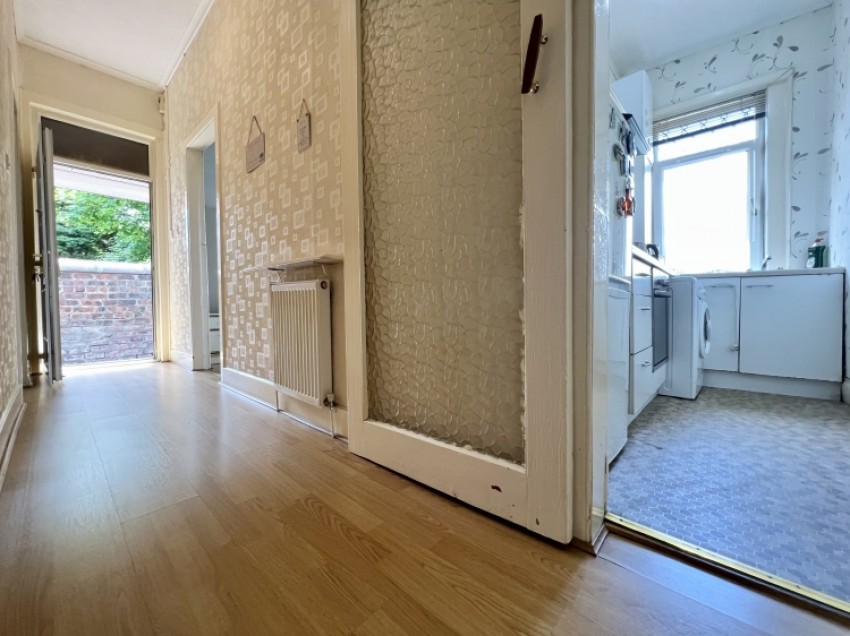 Images for 9A Greenock Road, Paisley, Renfrewshire, PA3 2LB, UK