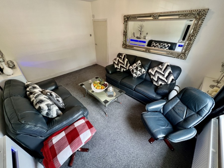 Images for 23 Dalry Road, Kilbirnie EAID:1234 BID:1234