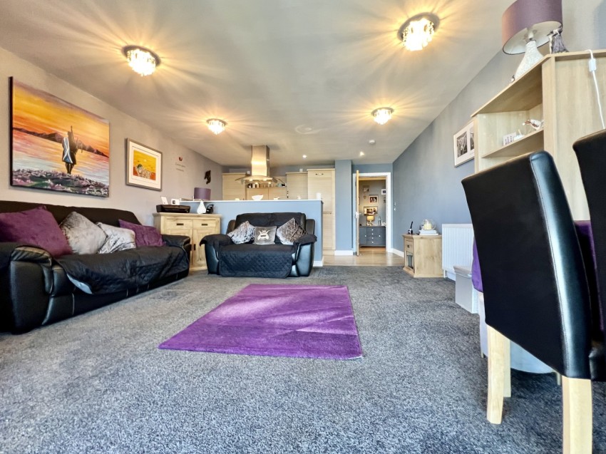 Images for 22 Chaseley Gardens, Skelmorlie