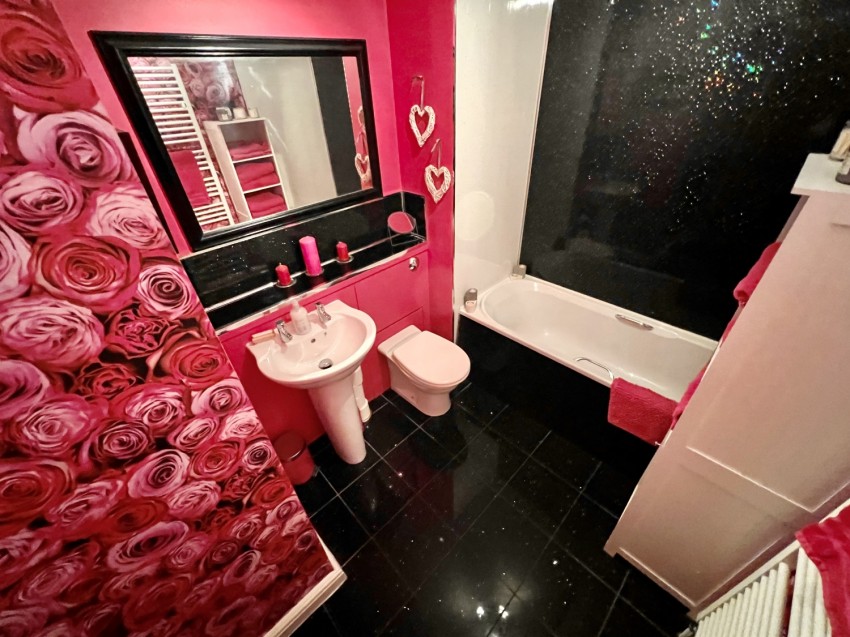 Images for 22 Chaseley Gardens, Skelmorlie