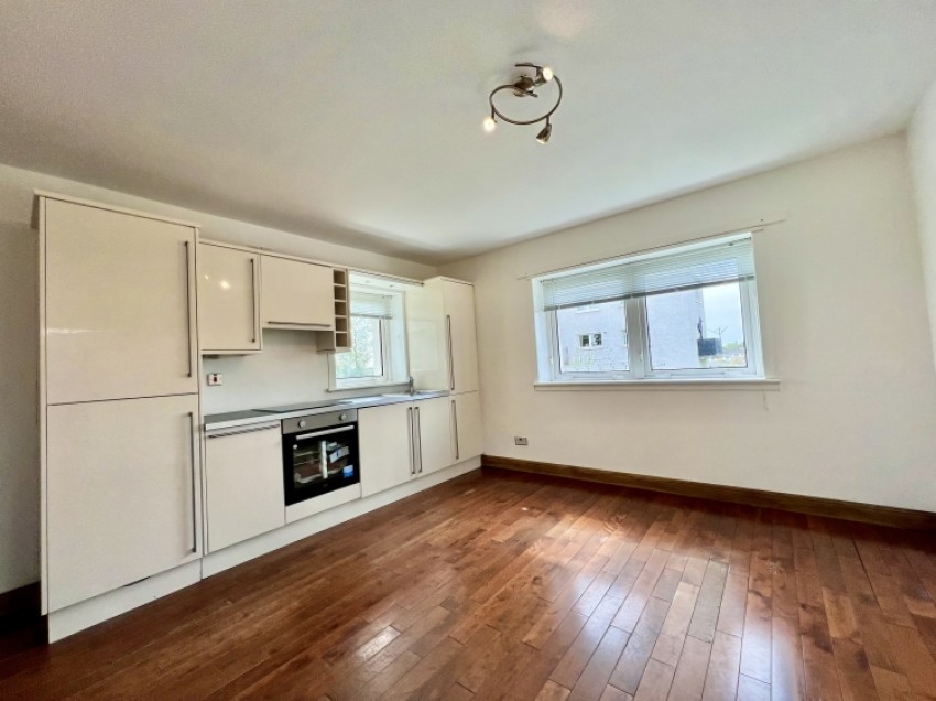 Images for Flat 2 26 Fisher Crescent, Clydebank, Dunbartonshire, G81 6AE, UK
