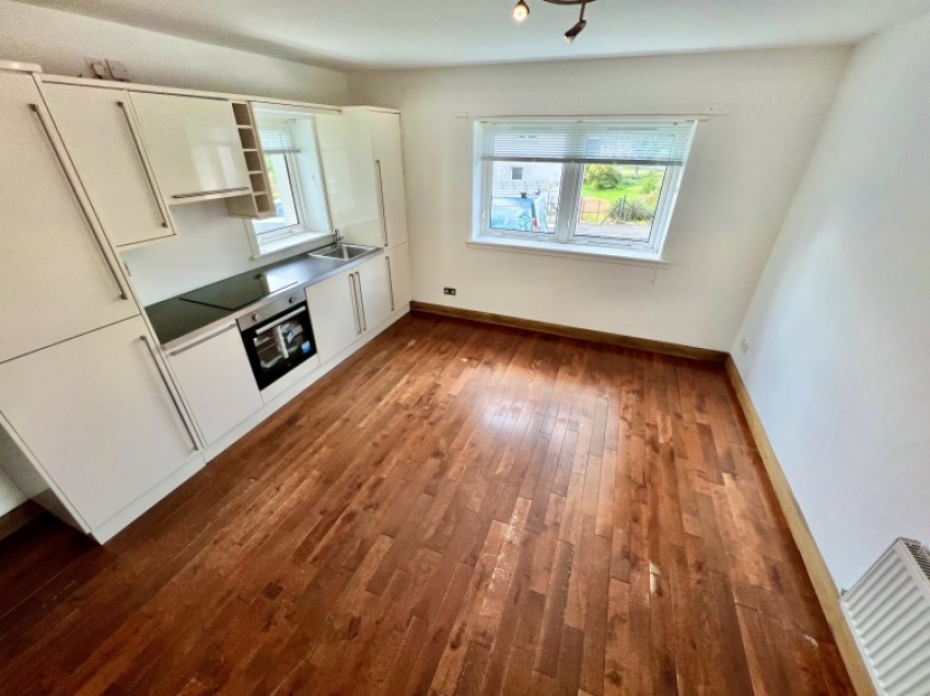 Images for Flat 2 26 Fisher Crescent, Clydebank, Dunbartonshire, G81 6AE, UK