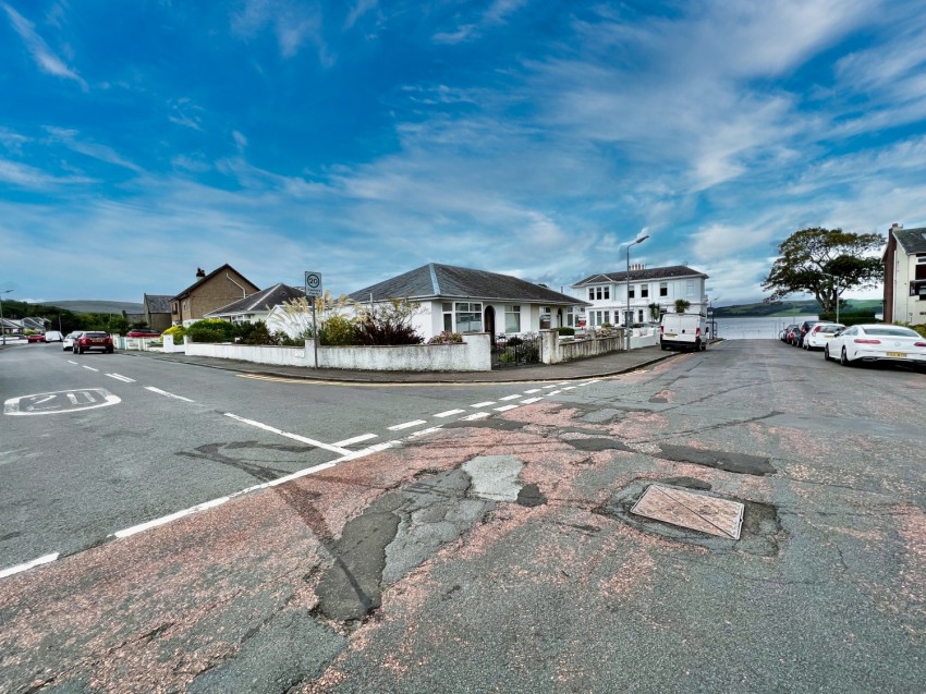 Images for 4 Duffield Drive, Largs