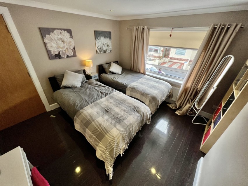 Images for 4 Duffield Drive, Largs