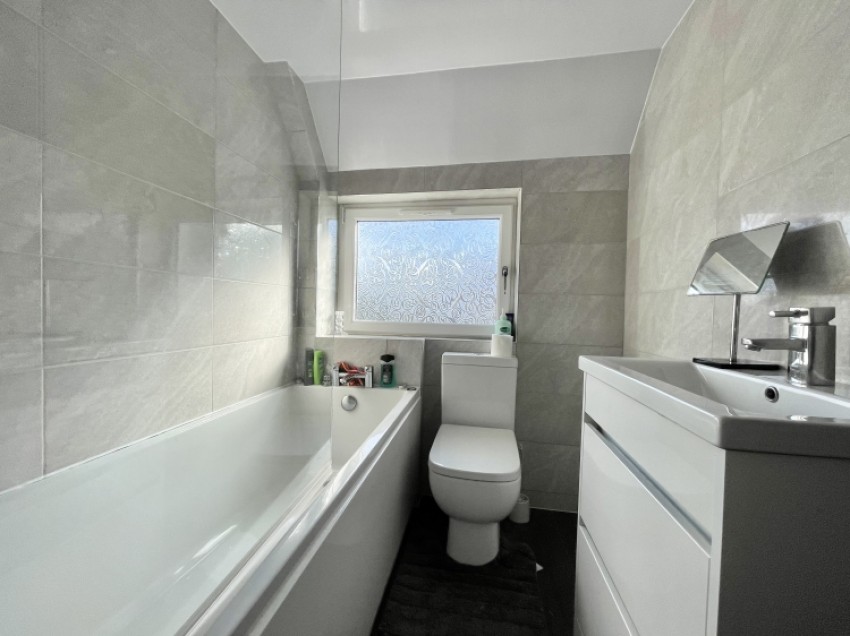 Images for 1 McClue Road, Renfrew, Renfrewshire, PA4 9BL, UK