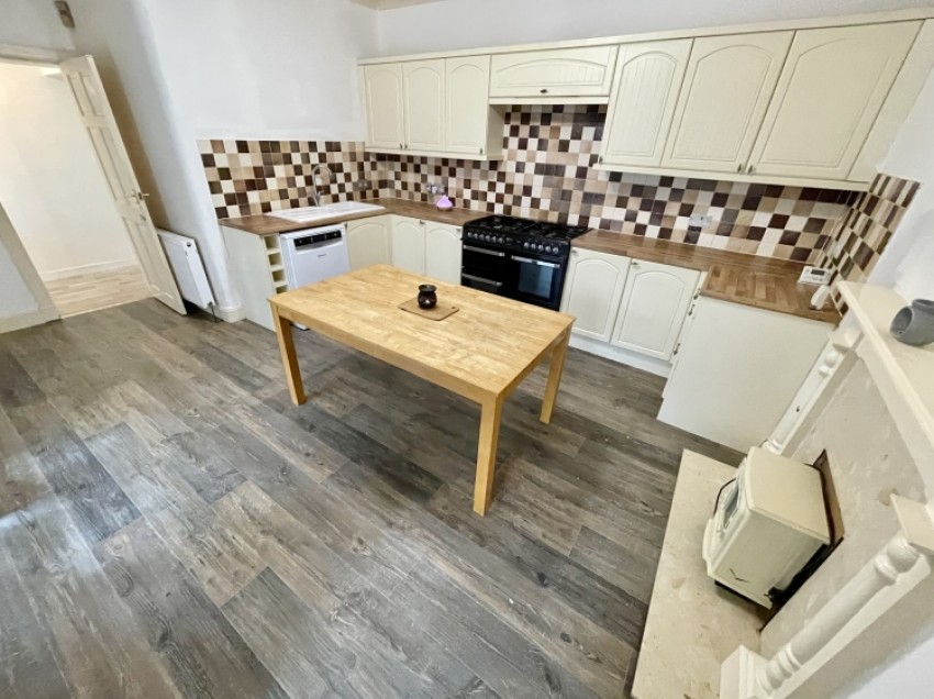 Images for 1 Cochrane Street, Kilbirnie, Ayrshire, KA25 7AS, UK