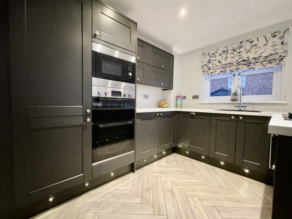 Images for 30 Earlswood Avenue, Irvine EAID:1234 BID:1234