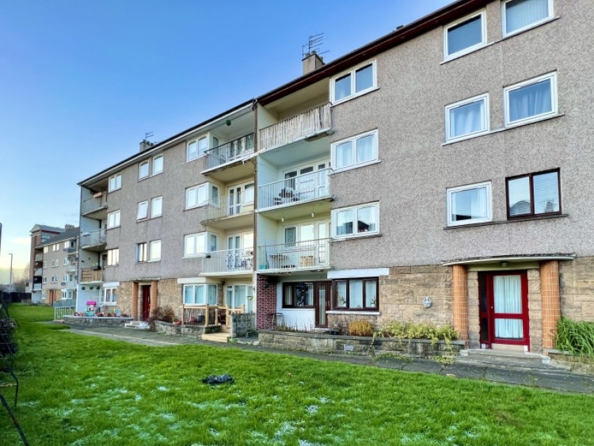 Images for Flat 2/2 1 Sir Michael Place, Paisley, Renfrewshire, PA1 2HR, UK