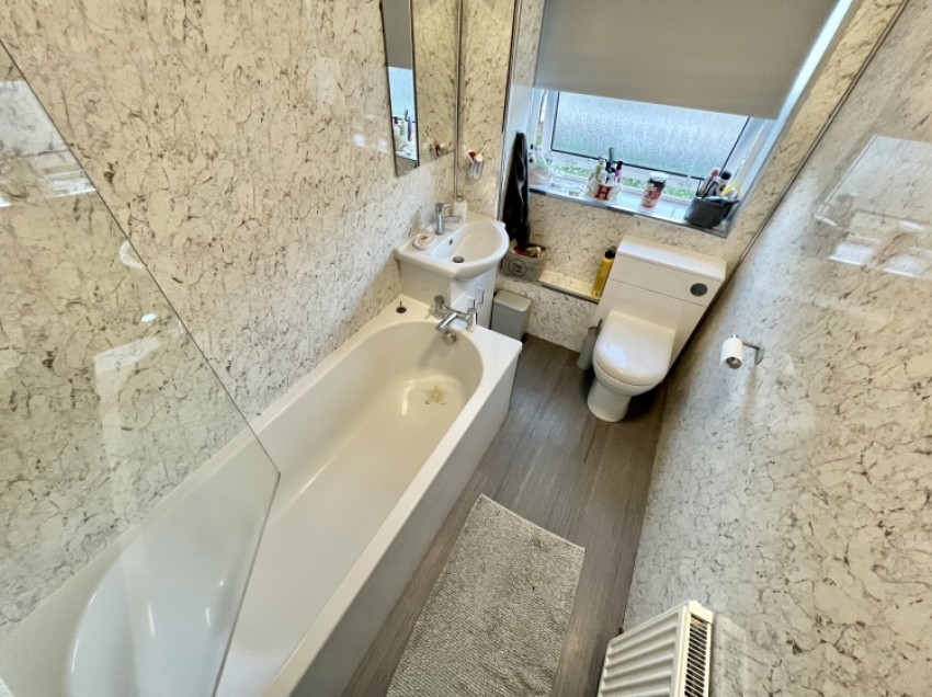 Images for Flat 2/2 1 Sir Michael Place, Paisley, Renfrewshire, PA1 2HR, UK