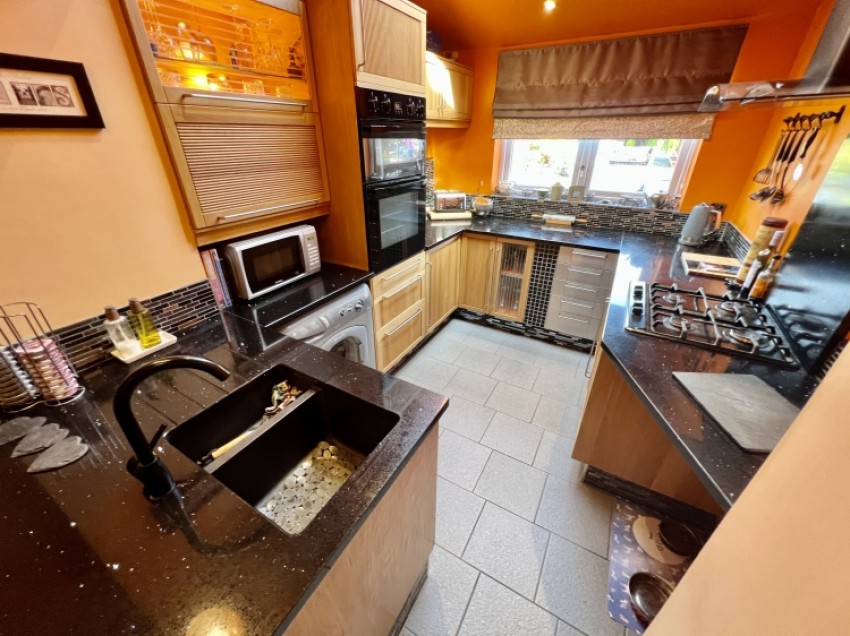 Images for 9 Bellmans Close, Beith, Ayrshire, KA15 2AX, UK