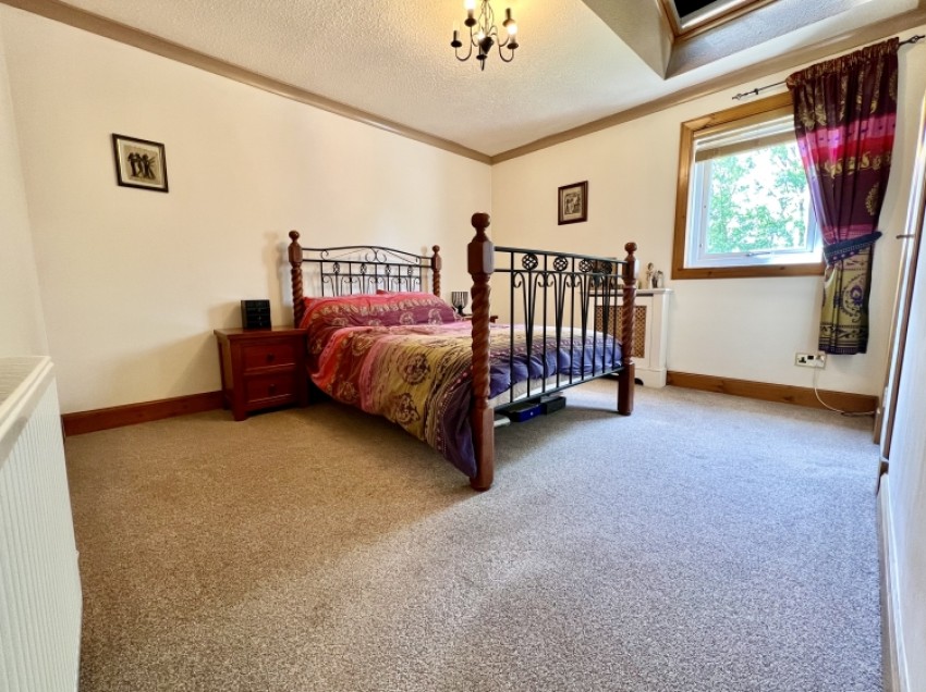 Images for 9 Bellmans Close, Beith, Ayrshire, KA15 2AX, UK