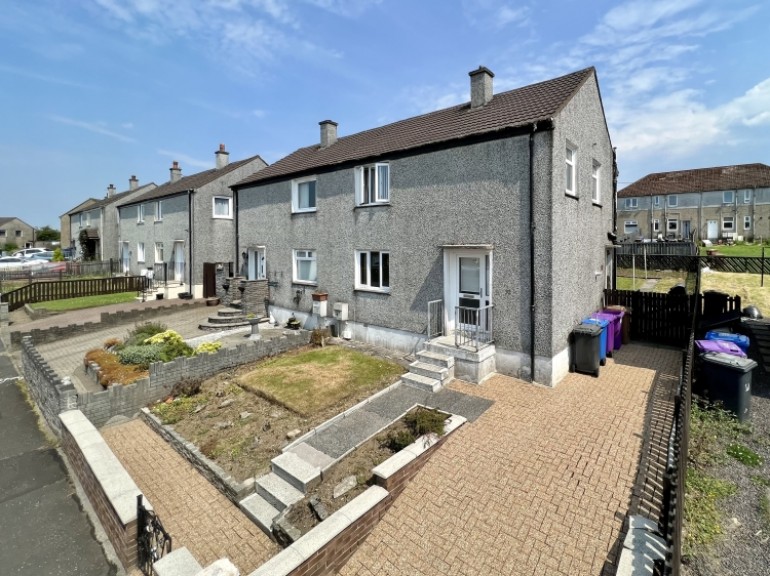 32 Blackthorn Avenue, Beith, Ayrshire, KA15 2AR, UK