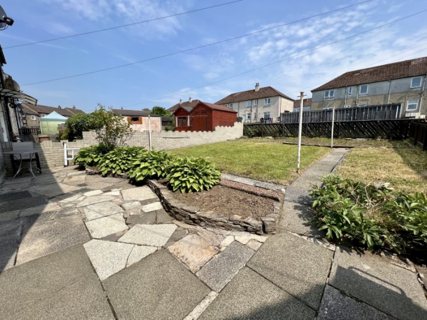 Images for 32 Blackthorn Avenue, Beith, Ayrshire, KA15 2AR, UK