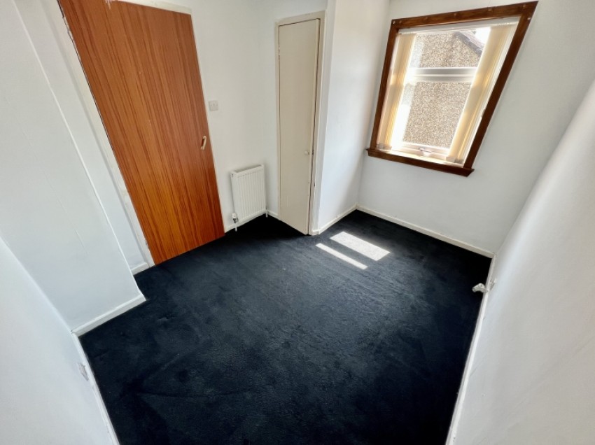Images for 32 Blackthorn Avenue, Beith, Ayrshire, KA15 2AR, UK