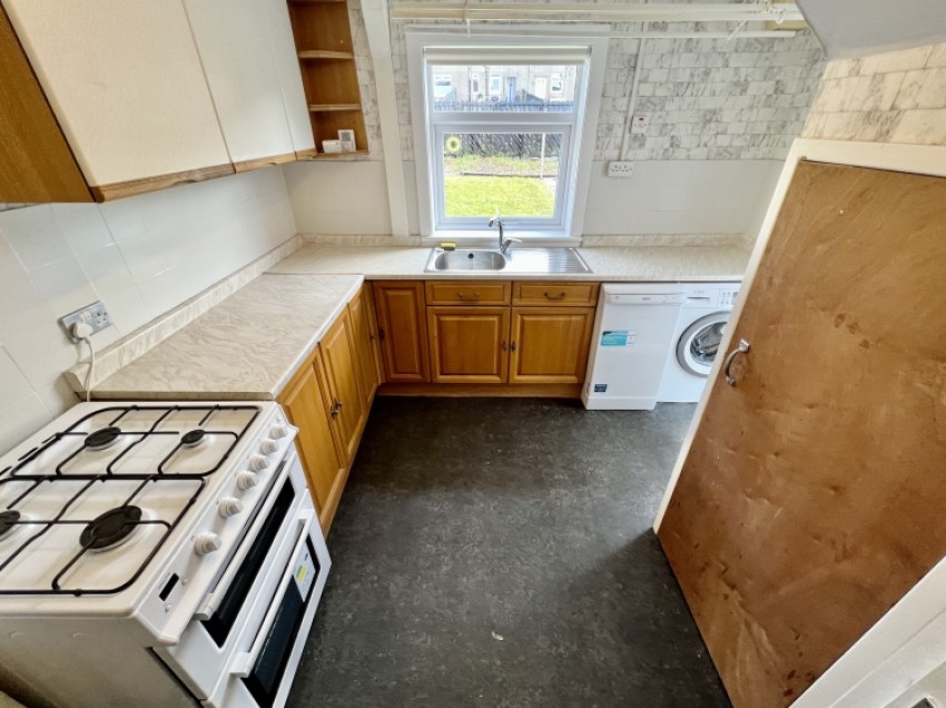 Images for 32 Blackthorn Avenue, Beith, Ayrshire, KA15 2AR, UK