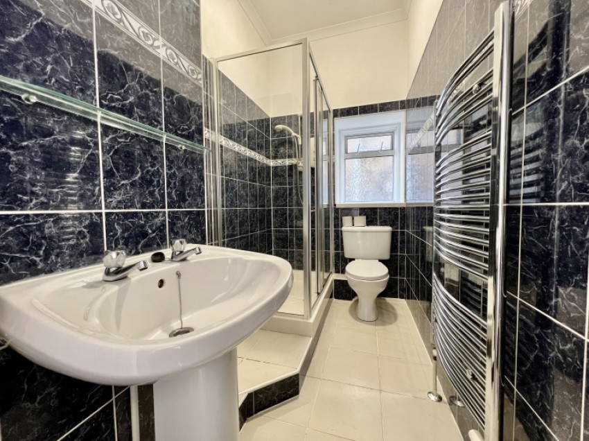 Images for 1/L 35 Holmhead, Kilbirnie, Ayrshire, KA25 6BS, UK