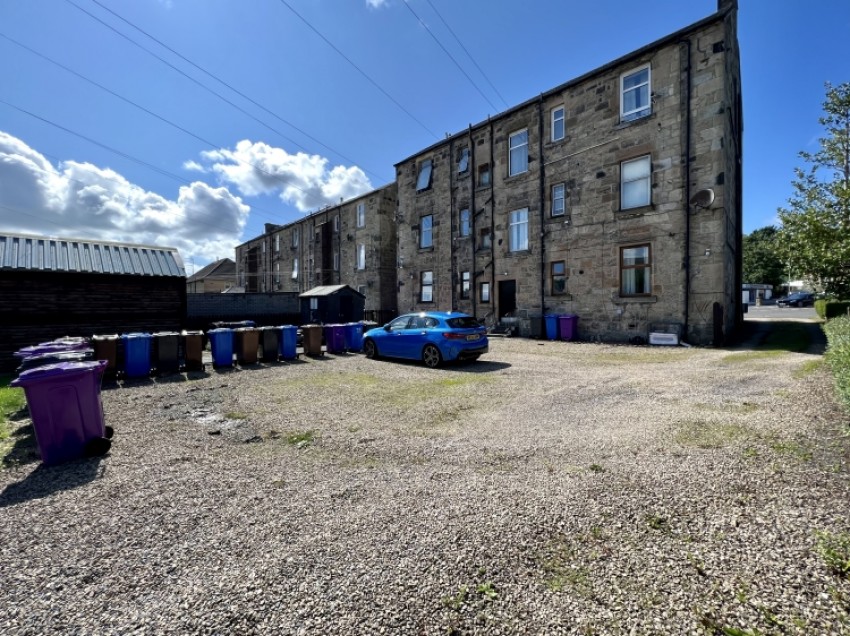 Images for 1/L 35 Holmhead, Kilbirnie, Ayrshire, KA25 6BS, UK