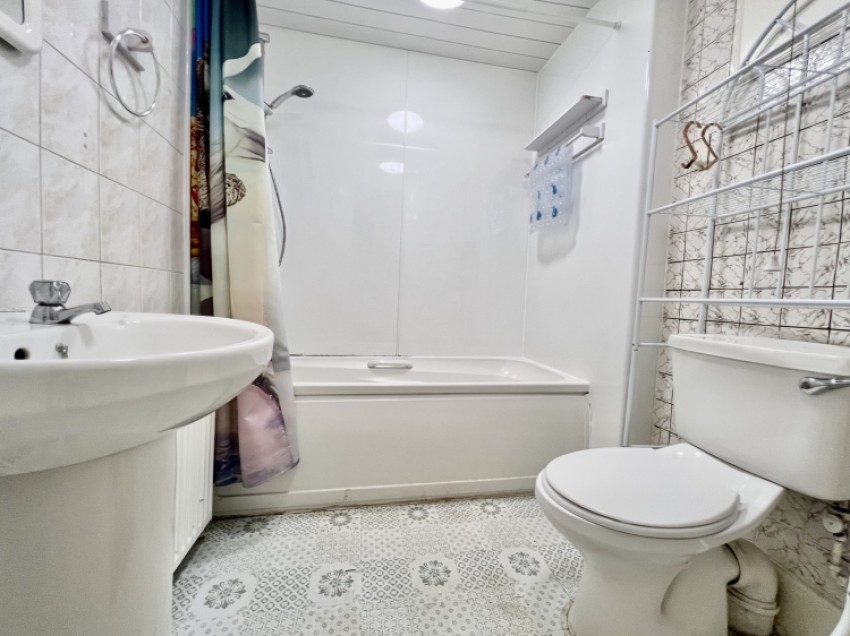 Images for Flat G/01 65 Bank Street, Glasgow, G12 8LZ, UK