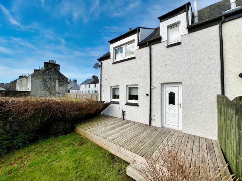 Images for 46 High Street, Lochwinnoch, Renfrewshire, PA12 4AA, UK