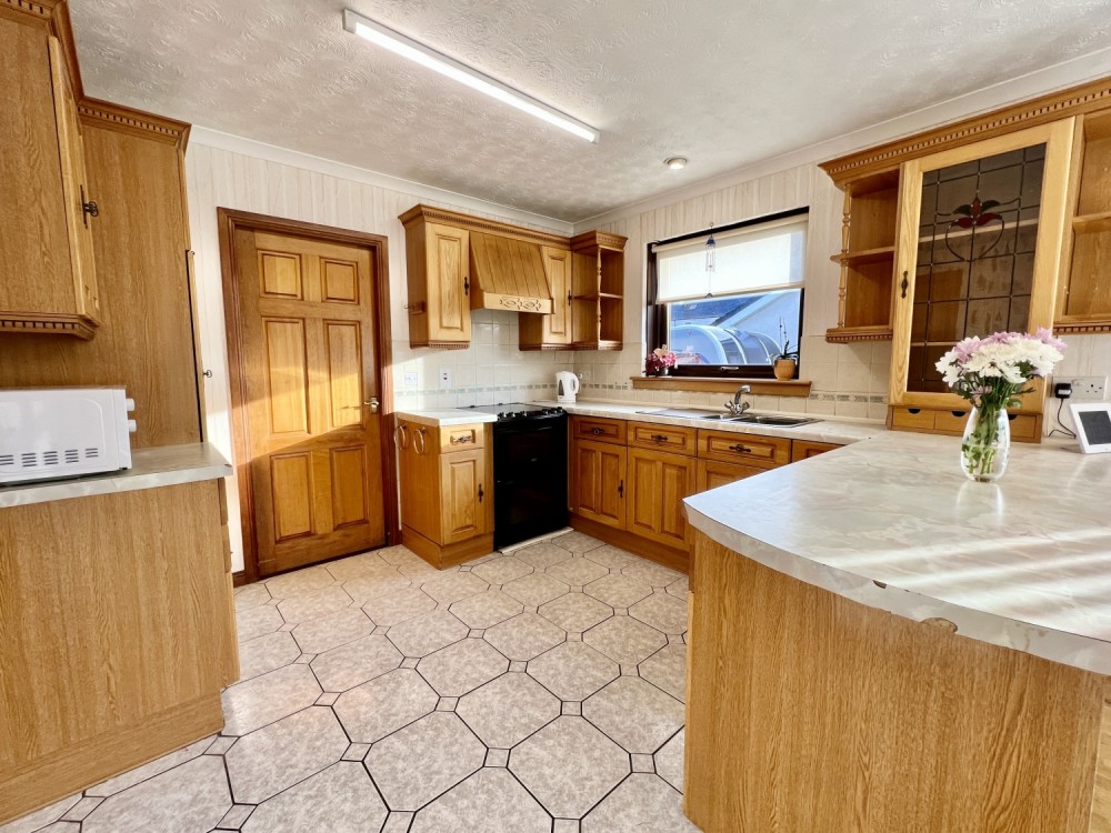 Images for 6 Beith Road, Barrmill, Beith EAID:1234 BID:1234