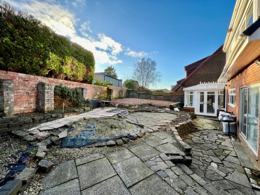 Images for 103 Lomond Crescent, Beith, Ayrshire, KA15 2EB, UK