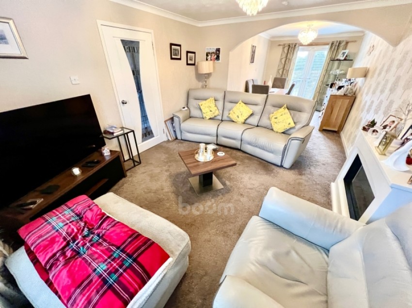 Images for 32 Gladstone Avenue, Johnstone, Renfrewshire, PA5 0RD, UK