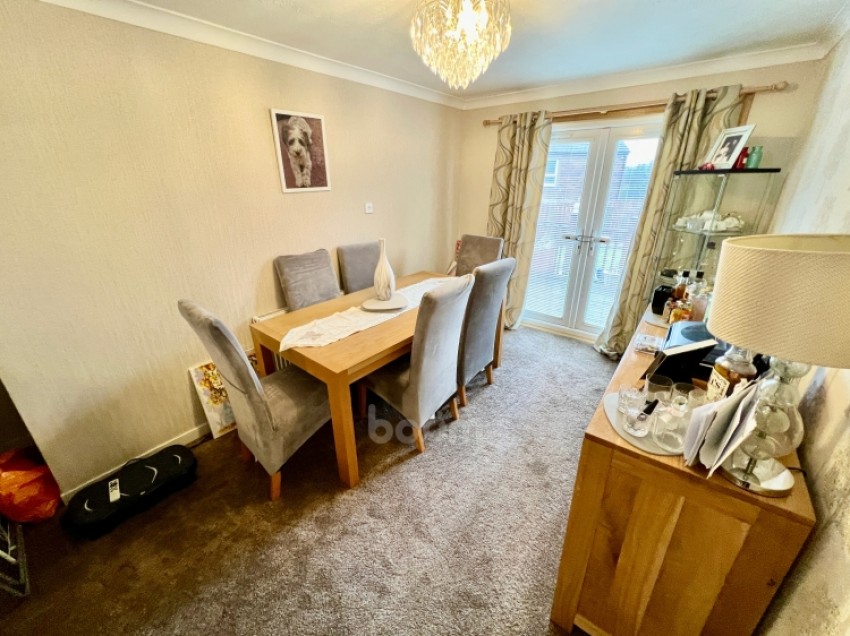 Images for 32 Gladstone Avenue, Johnstone, Renfrewshire, PA5 0RD, UK