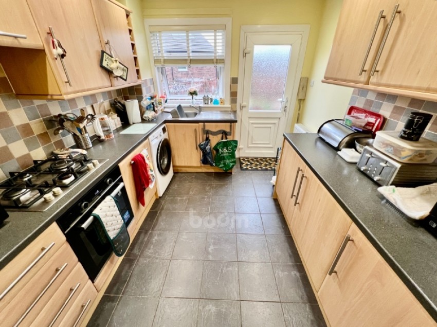 Images for 32 Gladstone Avenue, Johnstone, Renfrewshire, PA5 0RD, UK