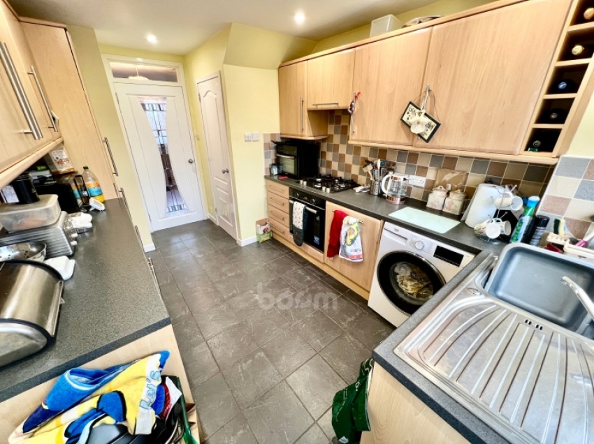 Images for 32 Gladstone Avenue, Johnstone, Renfrewshire, PA5 0RD, UK