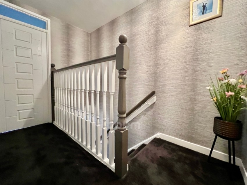 Images for 32 Gladstone Avenue, Johnstone, Renfrewshire, PA5 0RD, UK