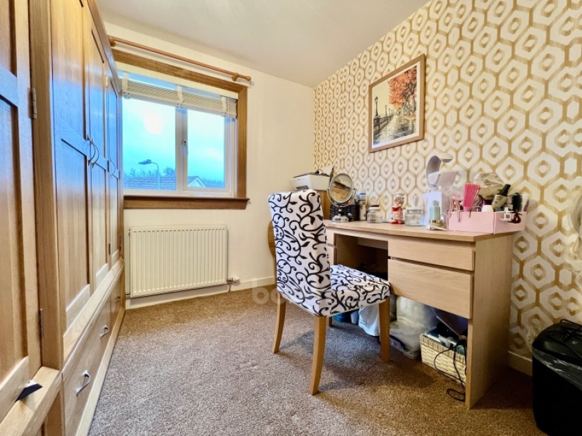 Images for 32 Gladstone Avenue, Johnstone, Renfrewshire, PA5 0RD, UK