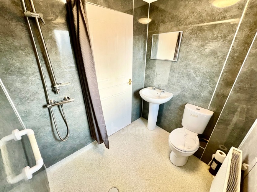 Images for 3 Ashdale Road, Kilmarnock, Ayrshire, KA3 1PS, UK