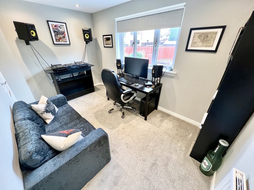 Images for 7 Limeview Road, Paisley