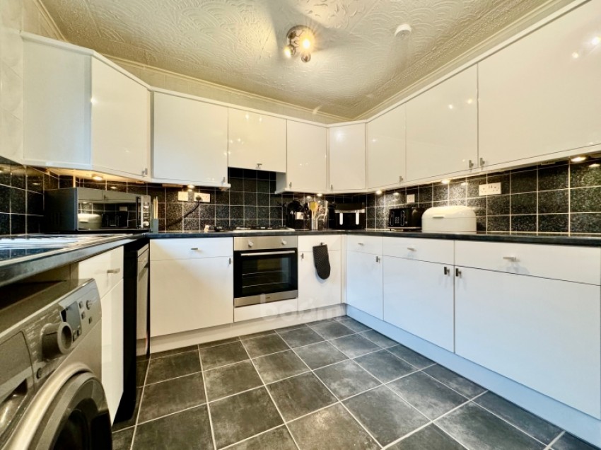 Images for 131 Faifley Road, Clydebank, Dunbartonshire, G81 5AR, UK