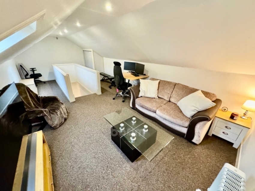 Images for 131 Faifley Road, Clydebank, Dunbartonshire, G81 5AR, UK