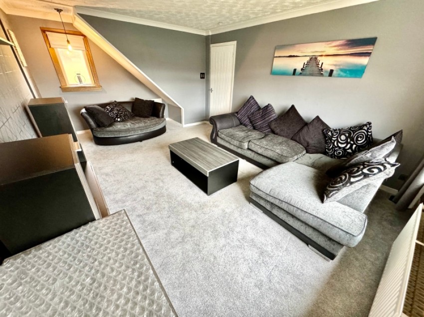 Images for 91 Sempill Avenue, Erskine, Renfrewshire, PA8 6DG, UK