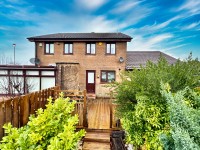 Images for 11 Glebe Court, Beith