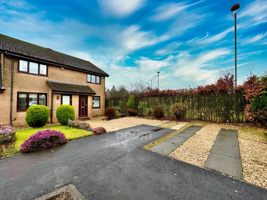 Images for 11 Glebe Court, Beith EAID:1234 BID:1234