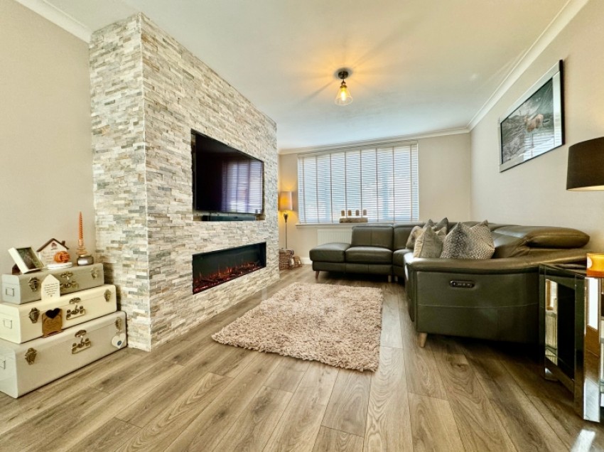 Images for 2 Wotherspoon Drive, Beith, Ayrshire, KA15 2JX, UK