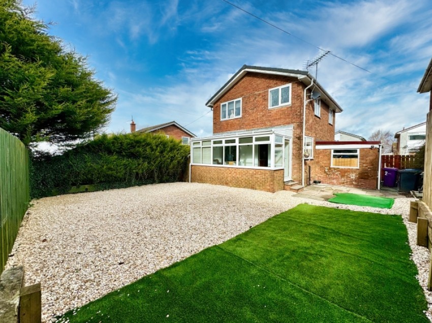 Images for 2 Wotherspoon Drive, Beith, Ayrshire, KA15 2JX, UK