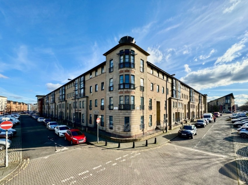 Images for Flat 2/3 7 Thistle Terrace, Glasgow, G5 0SJ, UK