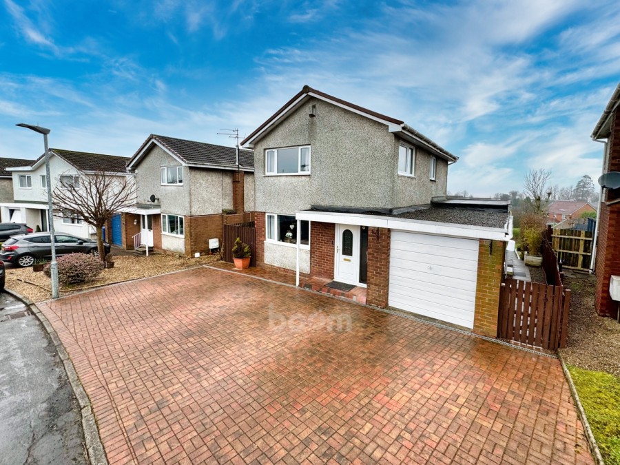Images for 9 Lancaster Avenue, Beith EAID:1234 BID:1234