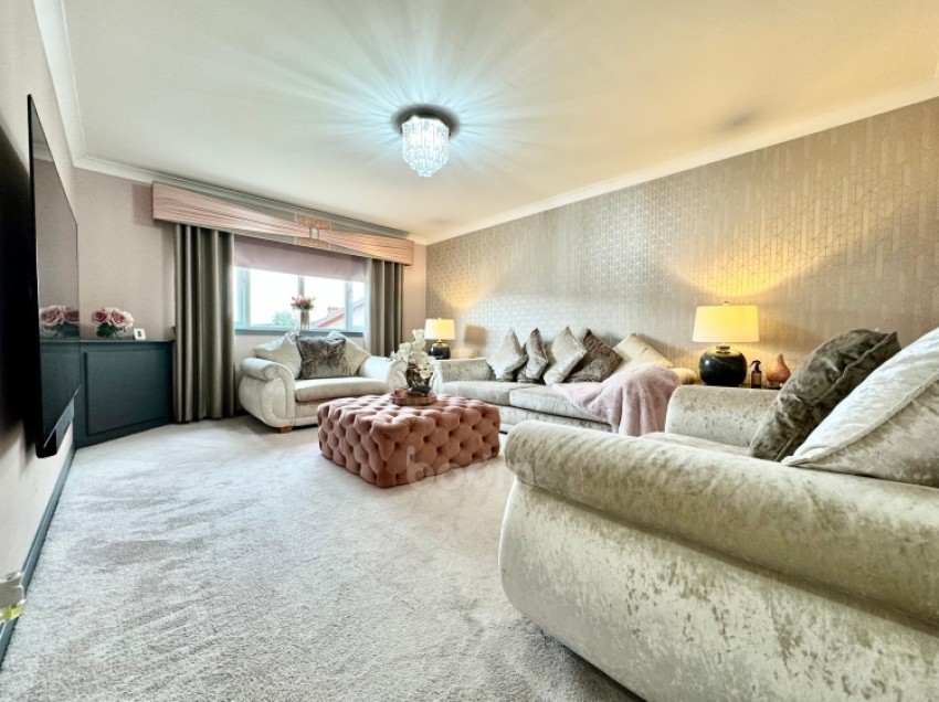 Images for 16 Truesdale Crescent, Drongan, Ayr, Ayrshire, KA6 7DX, UK