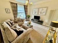 Images for 4 (1/1) Grahamfield Place, Beith