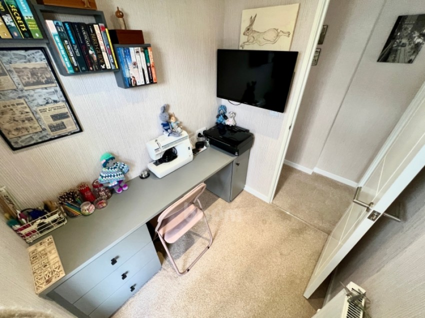 Images for 24 Heather Bank Park, Neilston, Glasgow, G78 3AT, UK