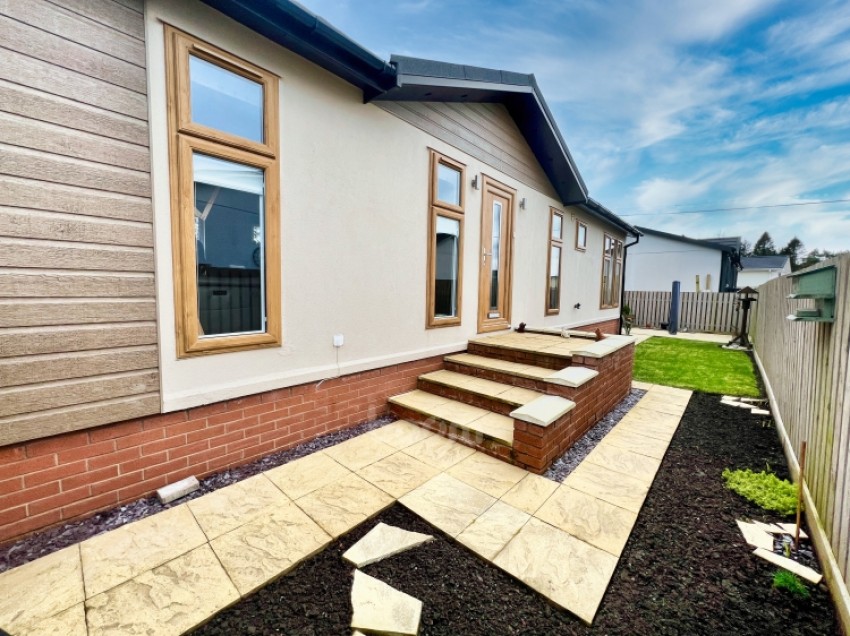 Images for 24 Heather Bank Park, Neilston, Glasgow, G78 3AT, UK