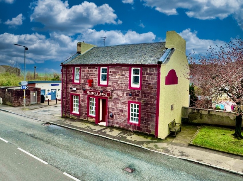 Images for Maybole Arms 37 Whitehall, Maybole, Ayrshire, KA19 7DS, UK