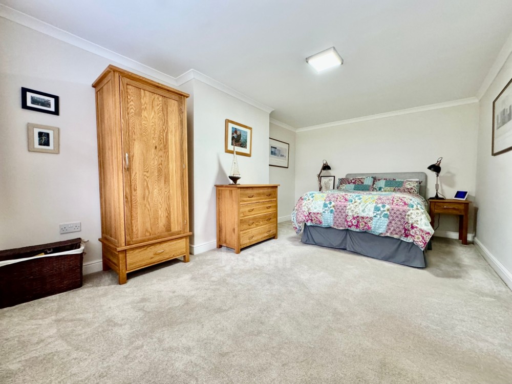 Images for 6 Balfour Avenue, Beith EAID:1234 BID:1234
