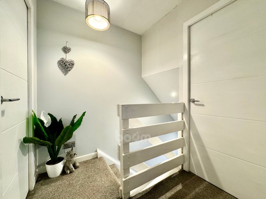 Images for 23 Flures Avenue, Erskine